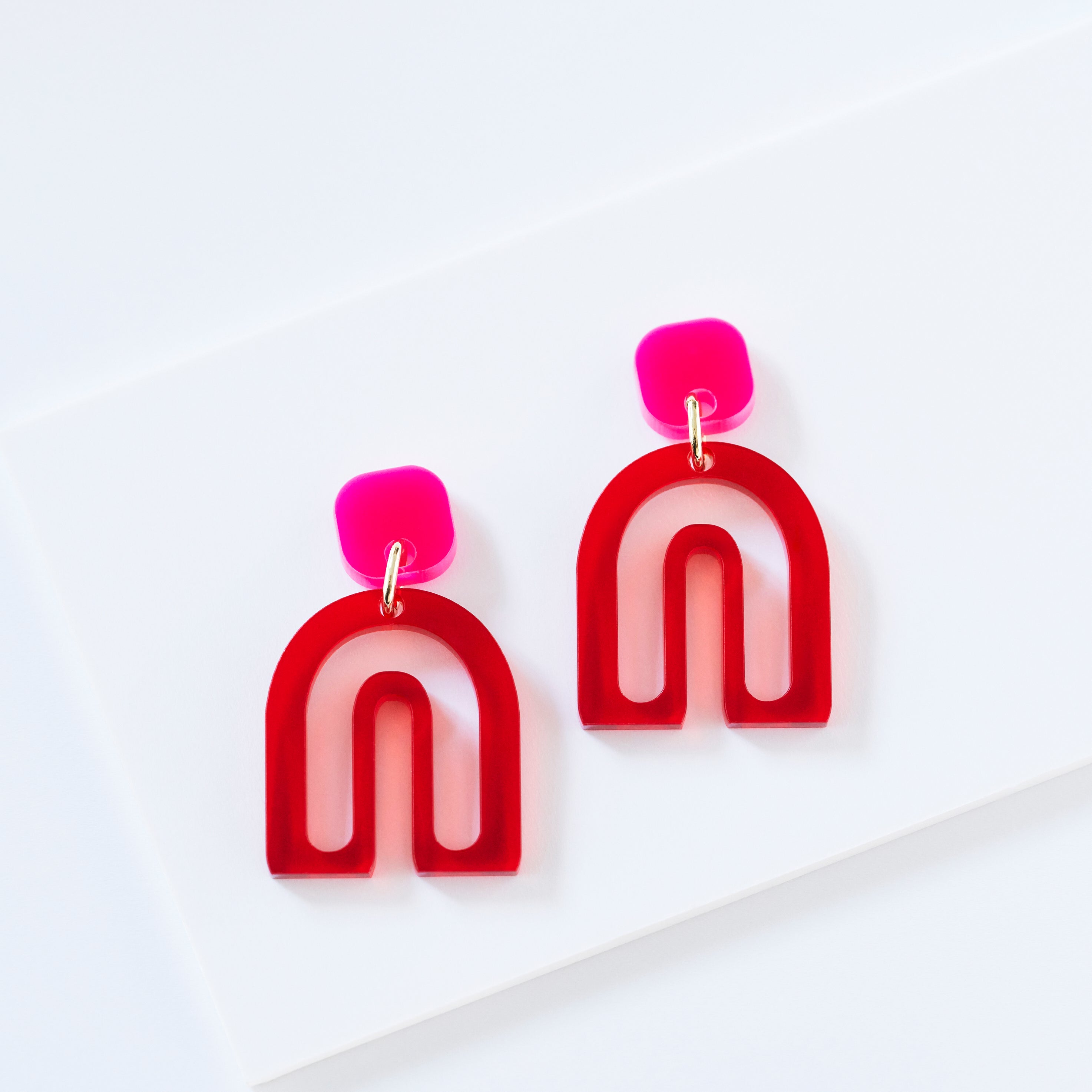 Pika - red and magenta-Veronica Antonucci-Veronica Antonucci-nachhaltige-statement-ohrringe-schweiz