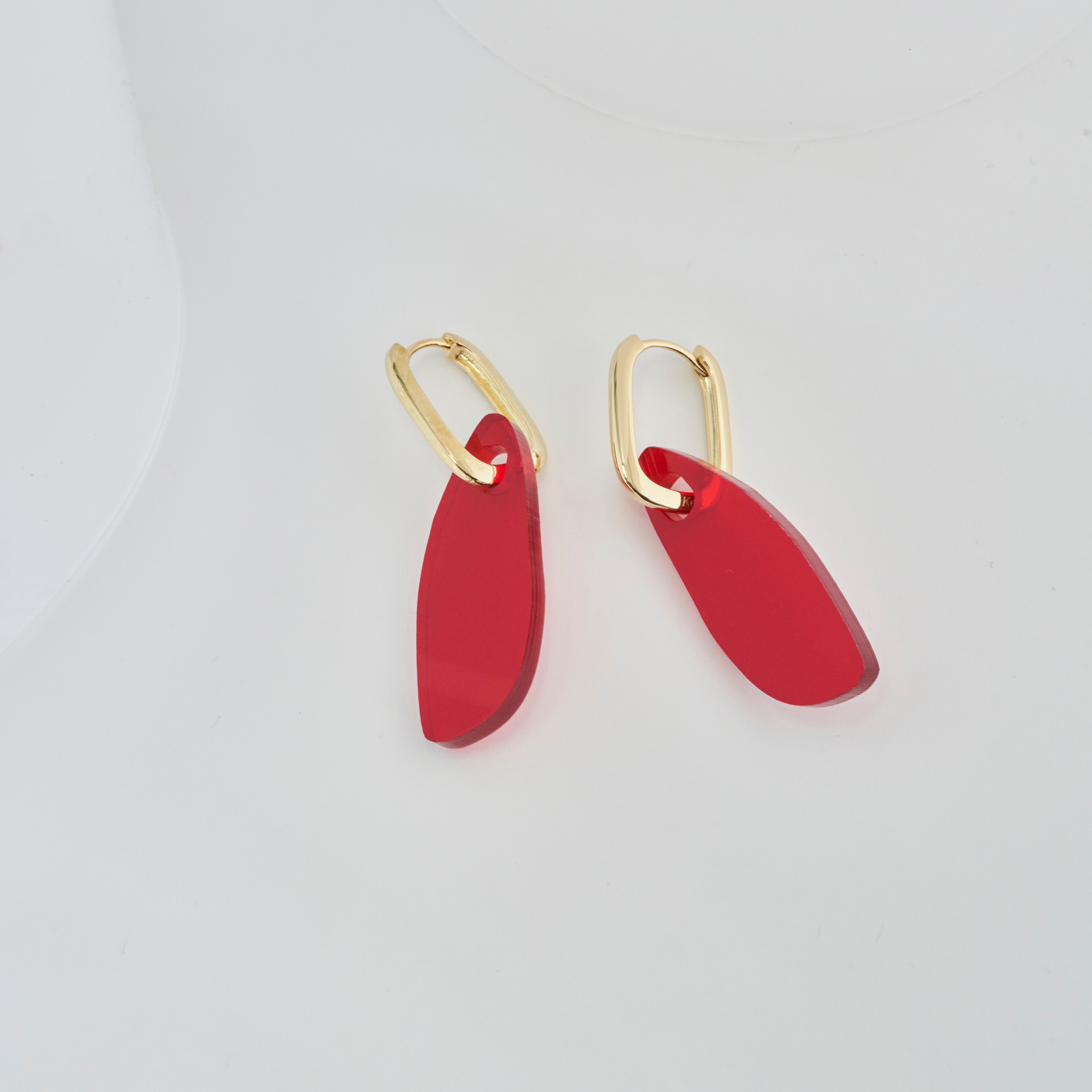 Eva - red-acrylic glass-Gold-plated hoops-Veronica Antonucci-sustainable earrings