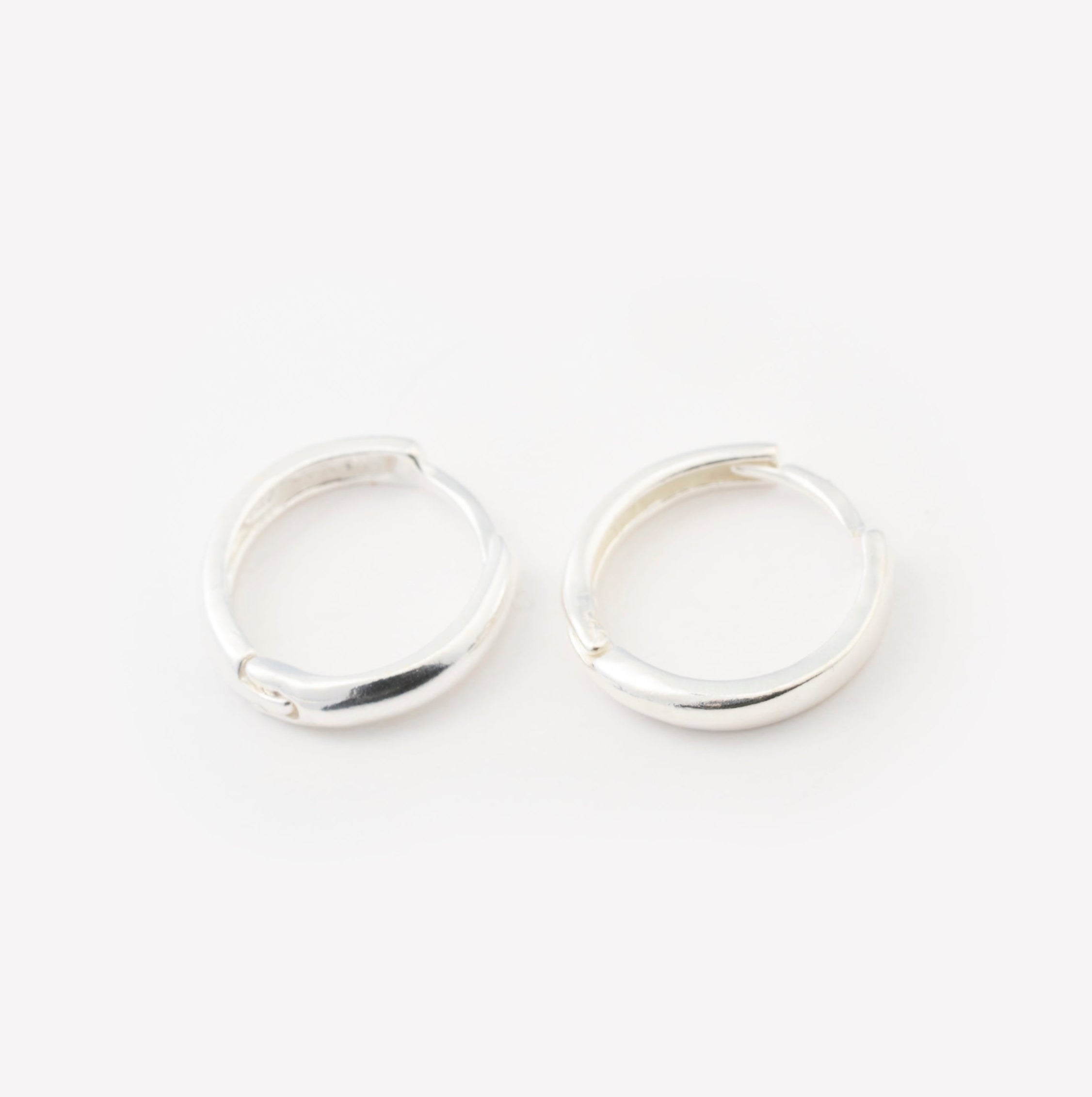 Silber Huggies
