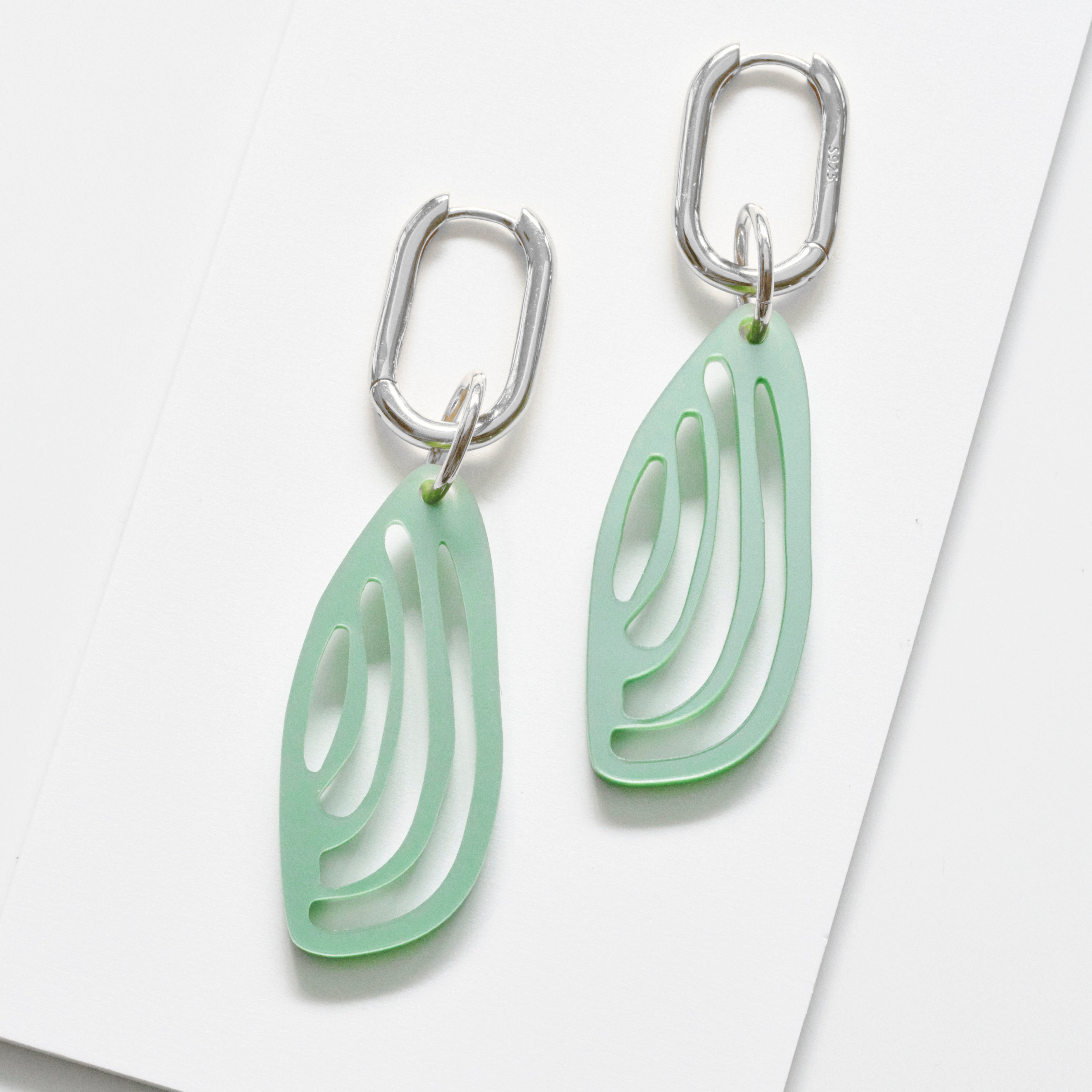 Kiana - pearly green-acrylic glass-Silver hoops-Veronica Antonucci-sustainable earrings